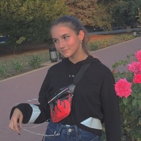 Оля Астахова