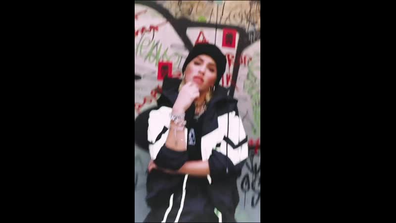Lali para 47 street