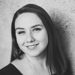 Elena Hoefling