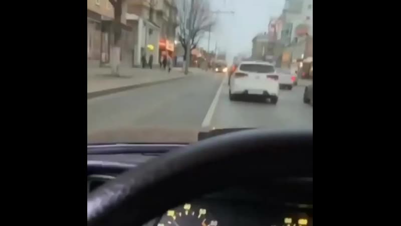 Semer_ka95B80otdEI3UH.mp4